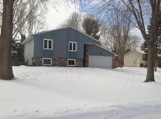 7990 Ivystone Avenue Ct S, Cottage Grove, MN 55016