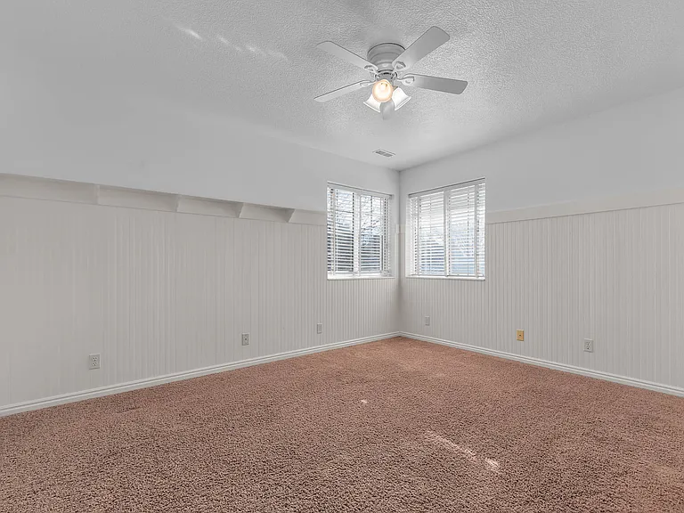 840 S East Mountain Cir — Photo 21