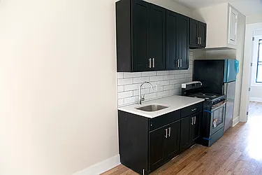 Rented by Loom Group