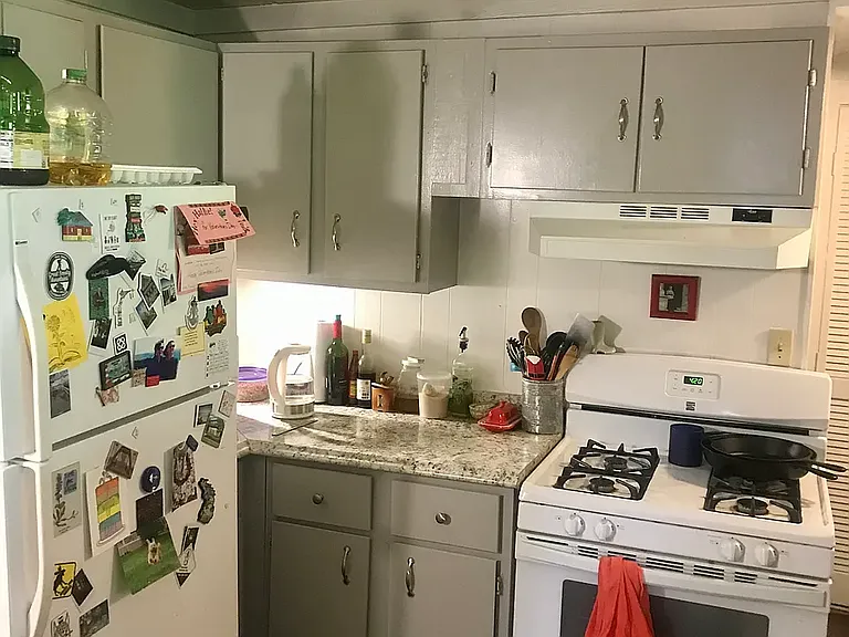 633 Clairmont Cir #2 — Photo 3