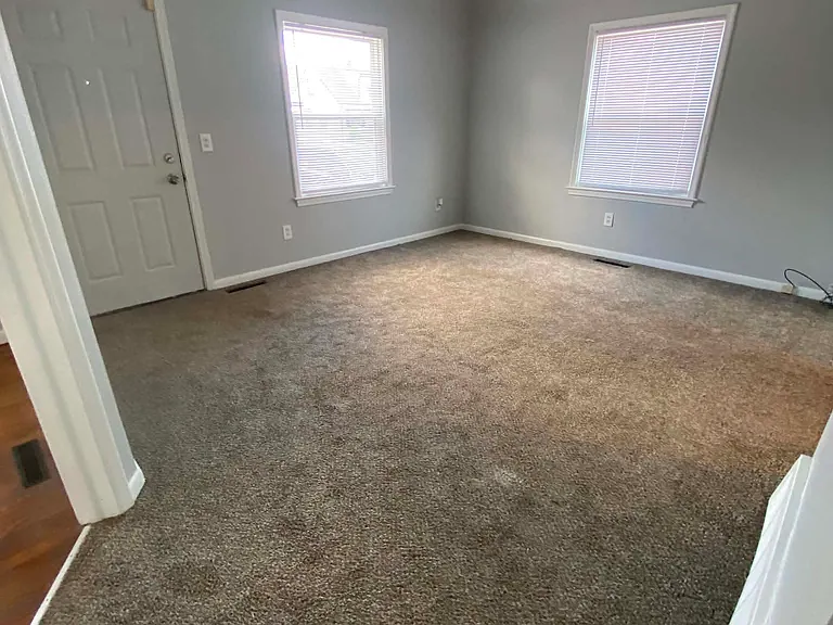 6798 Lozier Ave — Photo 7