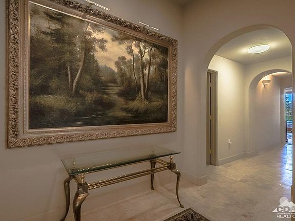 5th image of 9757 Oakmount Blvd