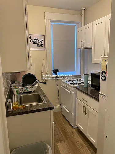 1109 Boylston St Photo 1