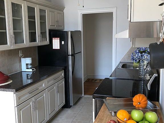 4th image of 45 Martense St APT 2H