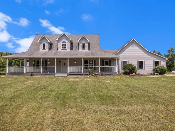 898 E Central Rd, Quincy, MI 49082