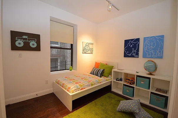 Sold by Real Direct | media 6