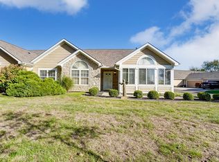 2675 Prestwick Village Cir, Springfield, OH 45503