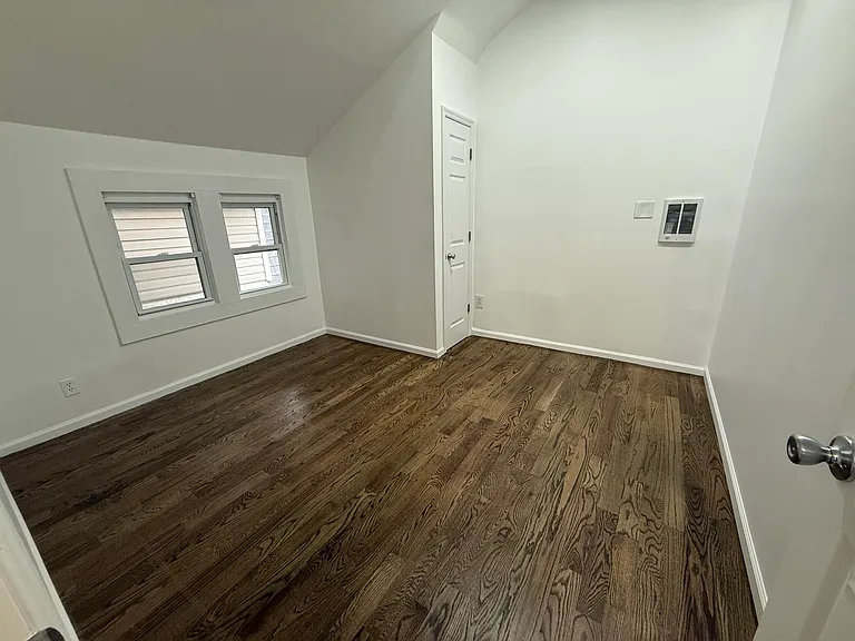 1106 Northern Blvd #2 — Photo 4