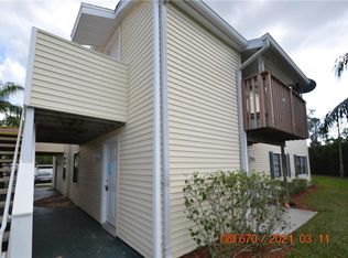 126 Loblolly Ct APT E, Oldsmar, FL 34677