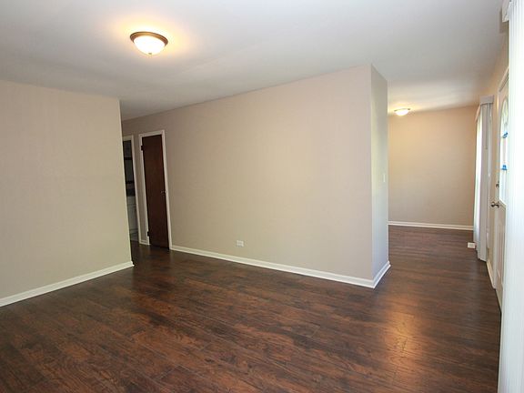 5th image of 1506 N Poplar Ave