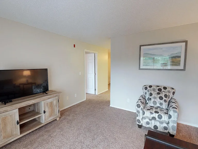 Sierra Vista Apartments — Photo 76