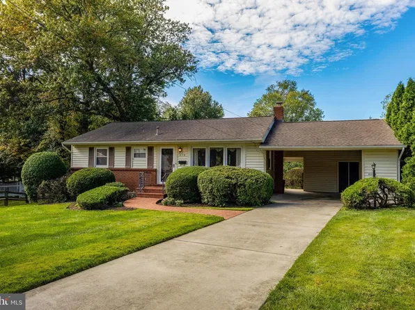 310 Arcadian Cir SW, Vienna, VA 22180