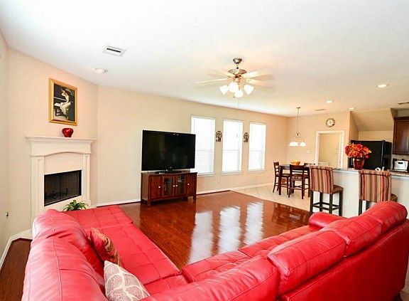 5th image of 23926 Fairport Harbor Ln