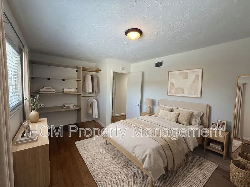 3 bed, 2.0 bath, 1314 sqft, $4,500 — Photo 4