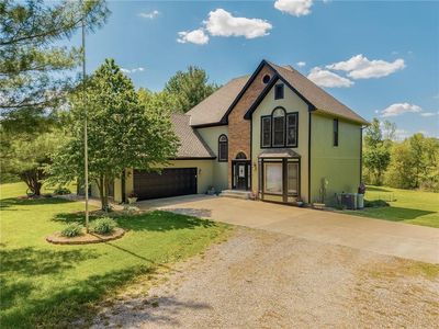 18502 Highway C, Trimble, MO, 64492