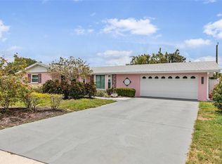 3360 Kenmore Dr, Sarasota, FL 34231
