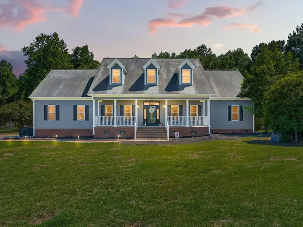 137 Bayberry Ln, Smithfield, NC 27577