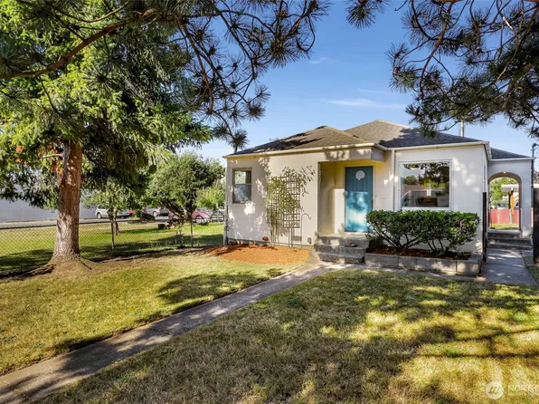 2305 Queen Street, Bellingham, WA 98229