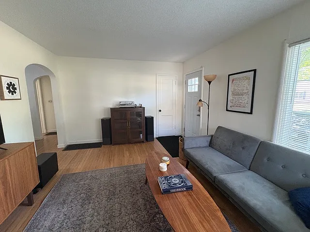 1118 Pomeroy St — Photo 5