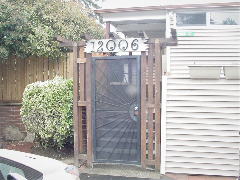 1st image of 12012 32nd Ave NE