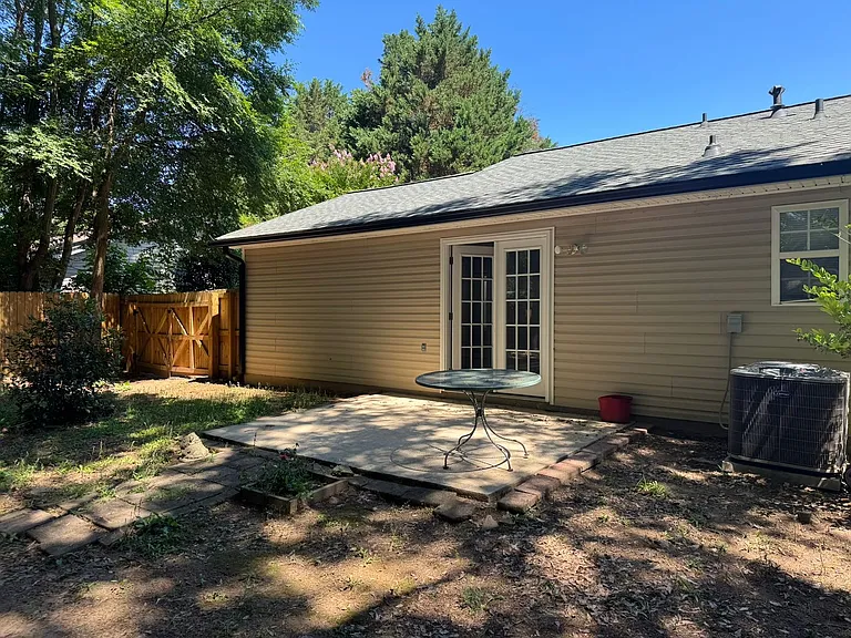 212 Harvest Way — Photo 18