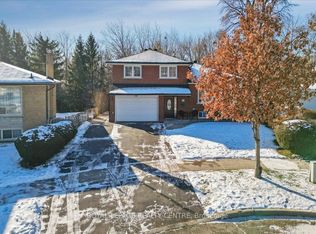 21 Pylon Pl, Toronto, ON M9W 2P3