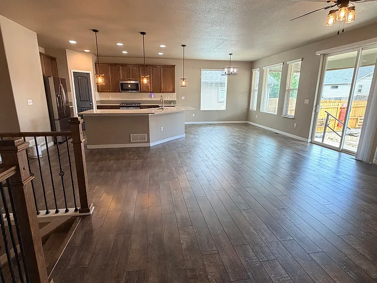 2598 Hannah Ridge Dr — Photo 15