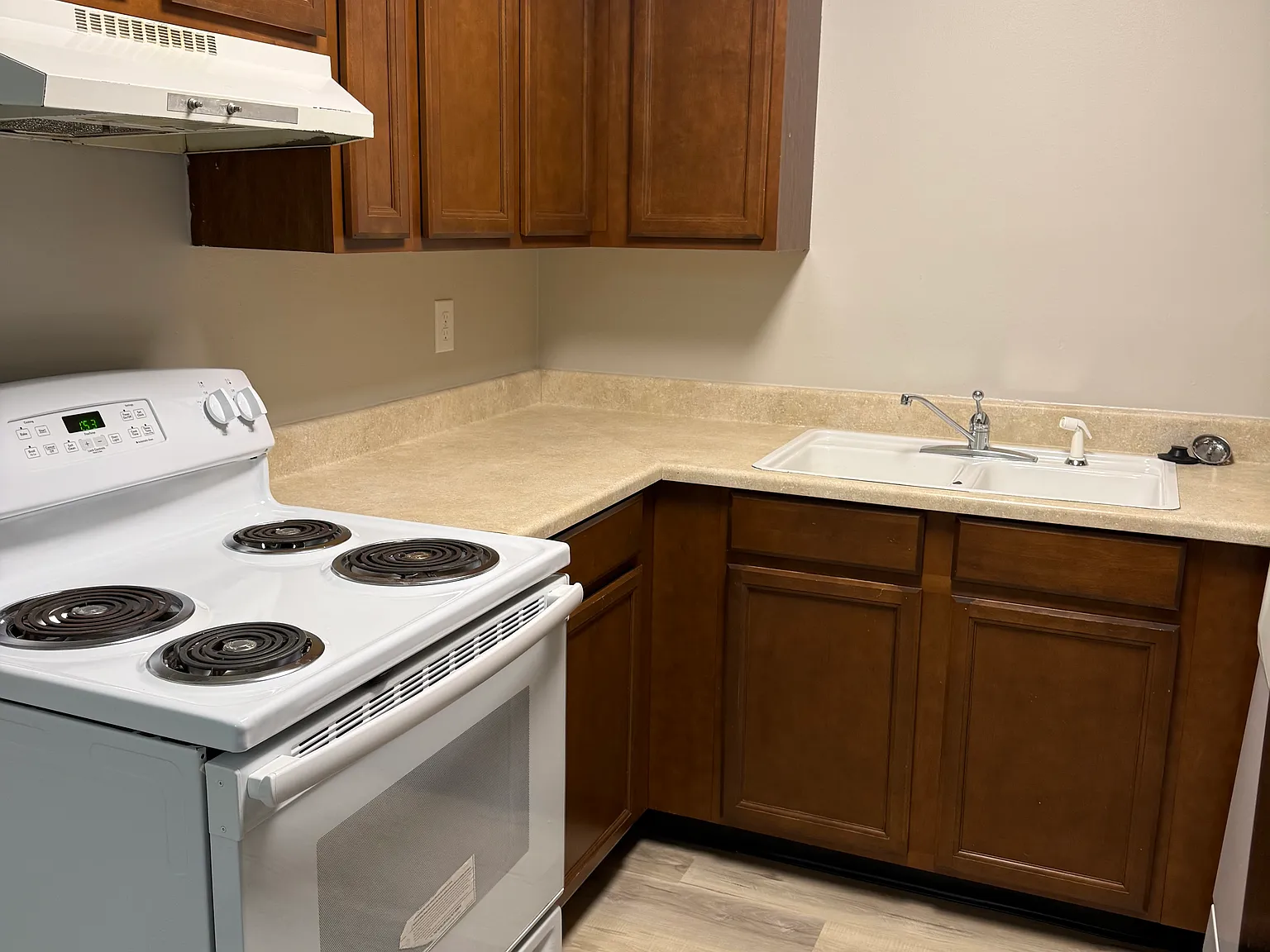 2 bed, 1150 sqft, $1,175 — Photo 4