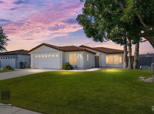 5906 Pine Trail Dr, Bakersfield, CA 93313