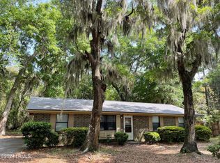14 Dulamo Rd, Saint Helena Island, SC 29920