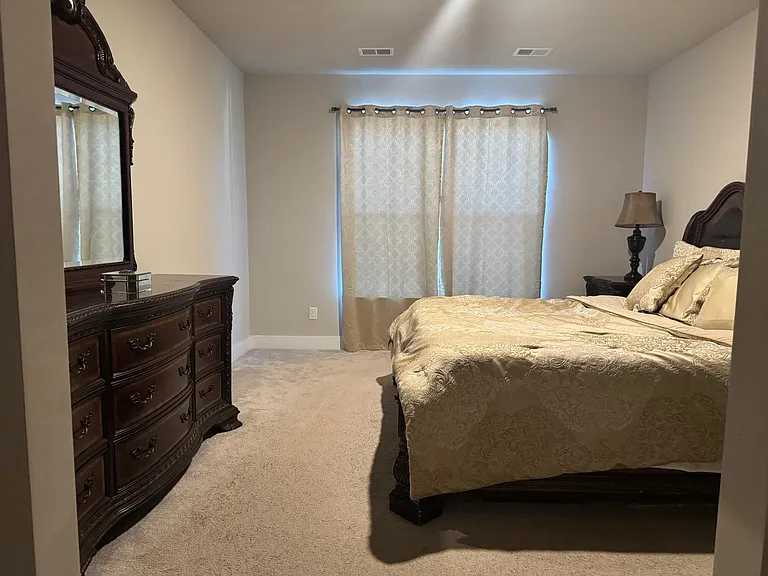 104 Greensdale Ln — Photo 22
