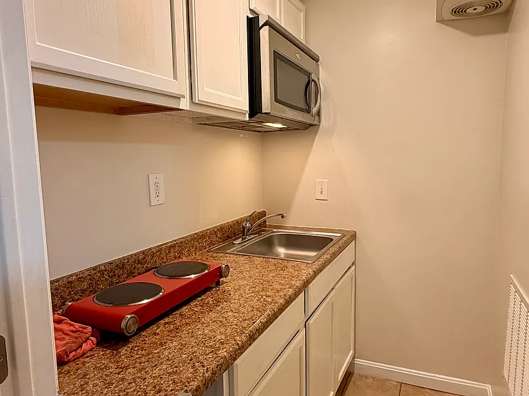 12799 Bombay Way — Photo 9