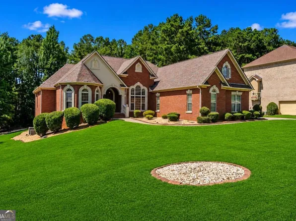 812 Treeline Dr, Conyers, GA 30094