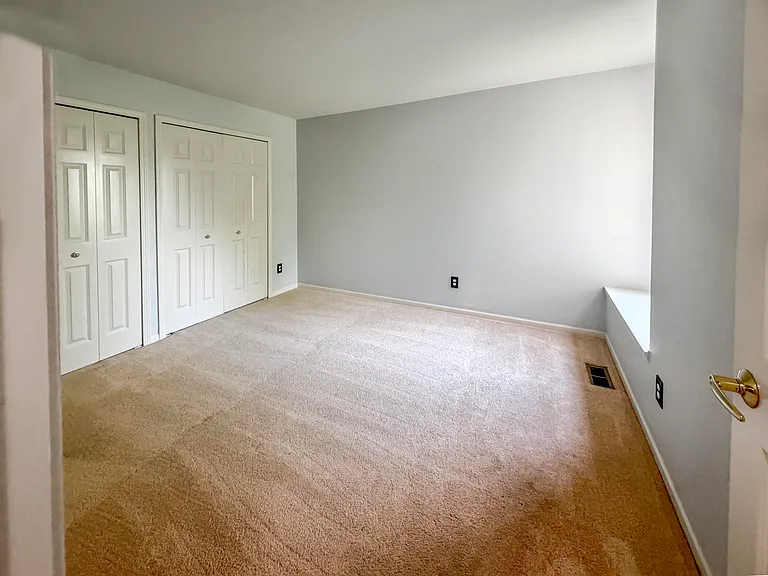 2820 Barclay Way — Photo 14