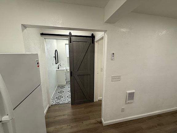 5th image of 906 H St #B