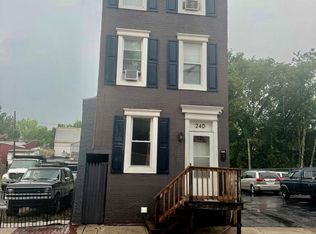 240 Wood St, Reading, PA 19602