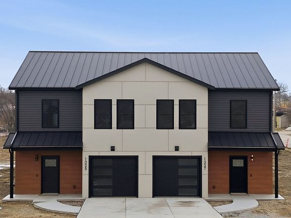 2nd image of 1325 S Trimble Rd