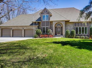 4000 Evergreen Pl, Shoreview, MN 55126