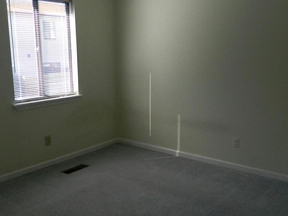 2nd image of 80 Countryplace Ln #80