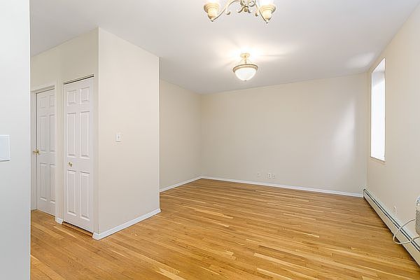 1st image of 546 Henry St APT 1