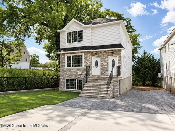 6907 Amboy Rd, Staten Island, NY 10309