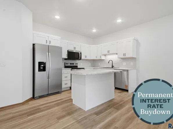 2806 S Broek Dr, Sioux Falls, SD 57106