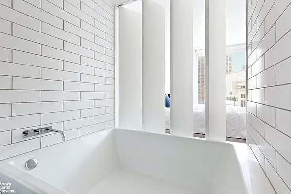 Rented by Compass | media 10