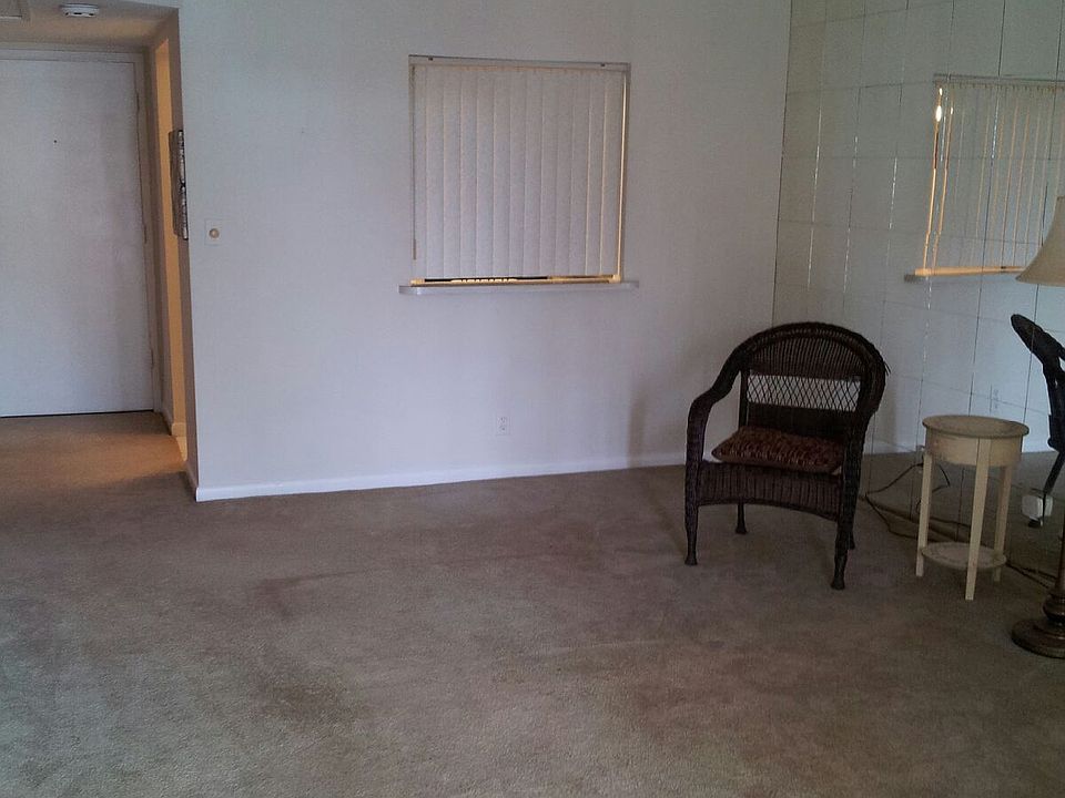 2nd image of 101 E McNab Rd APT 101