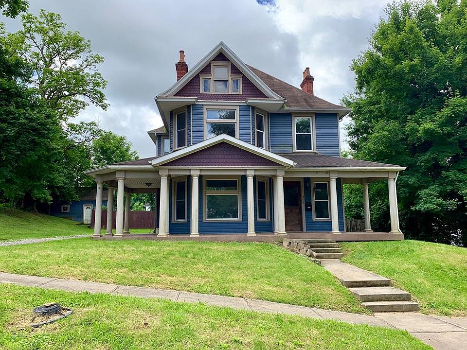 1st image of 406 E 1st St