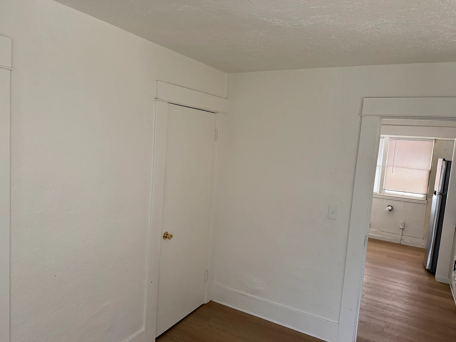 2 bed, 728 sqft, $2,000 — Photo 2