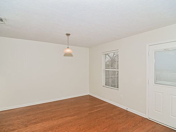 5th image of 2716 Miranda Dr