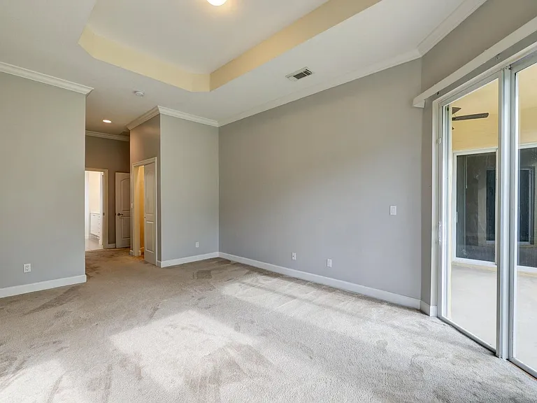 833 SW Vineland Ct — Photo 16