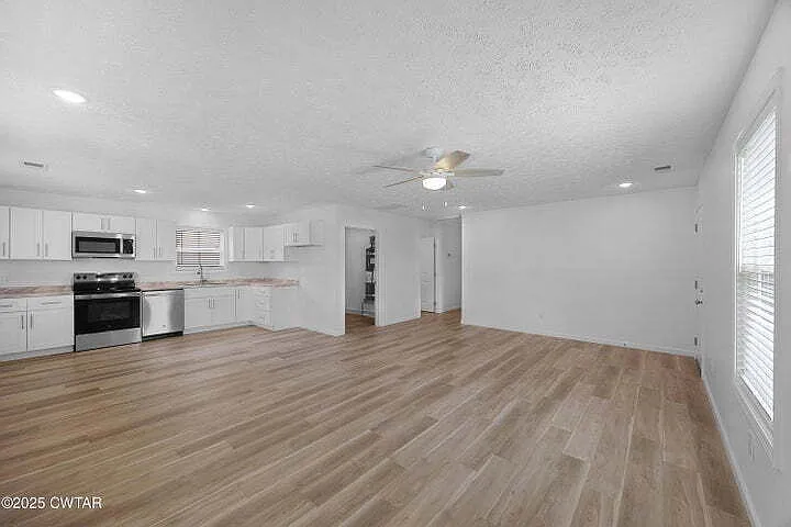 2310 Dodson St — Photo 5