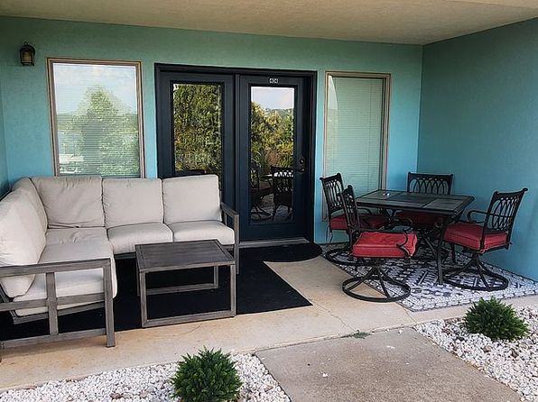 611 Rock Ln #404